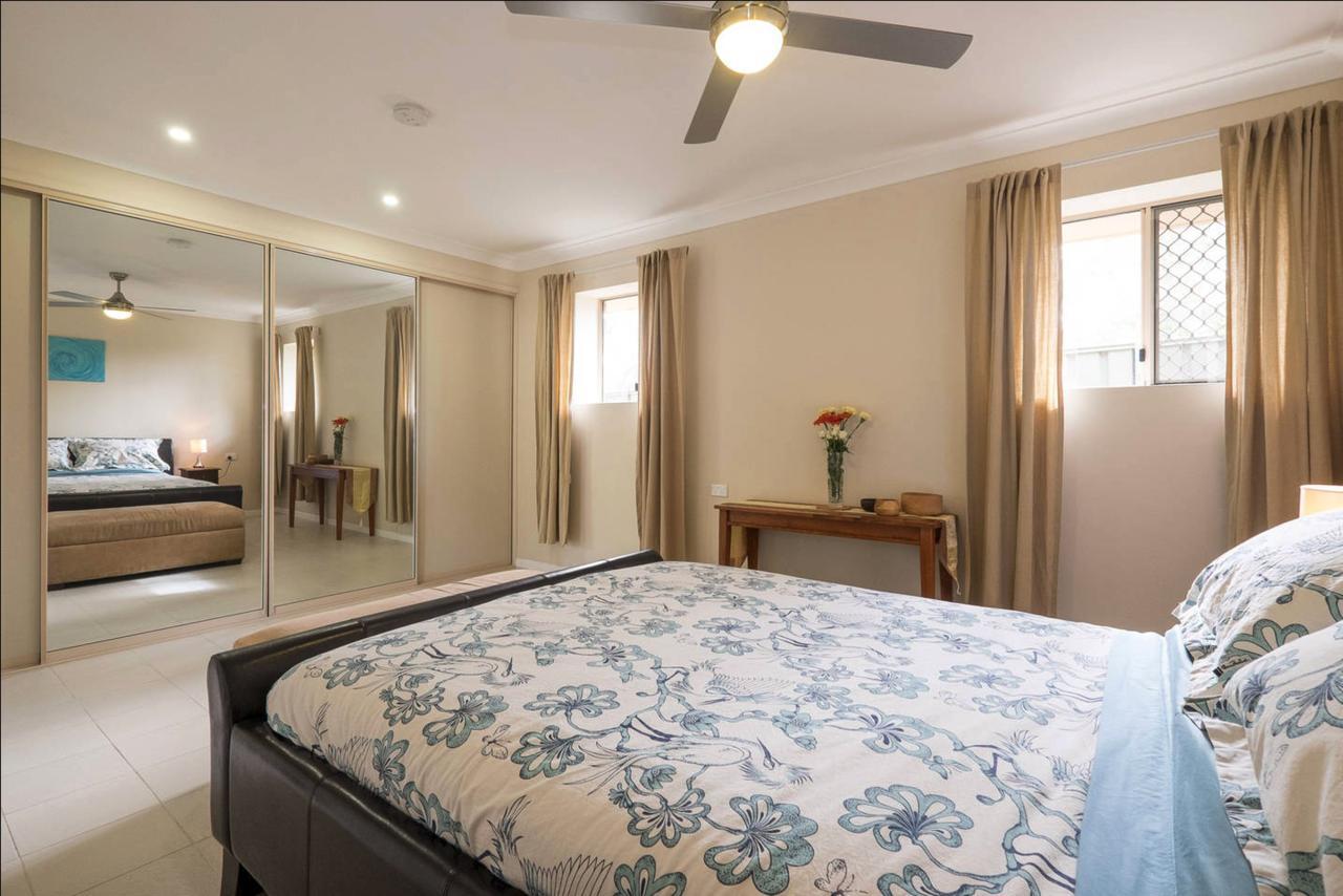The Villa At The Bay Deception Bay Екстериор снимка